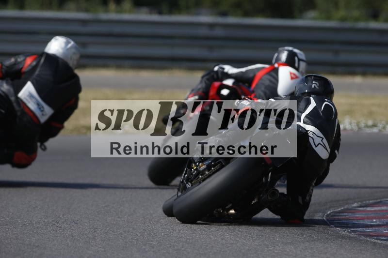 /Archiv-2023/32 08.06.2023 TZ Motorsport ADR/Gruppe rot/backside